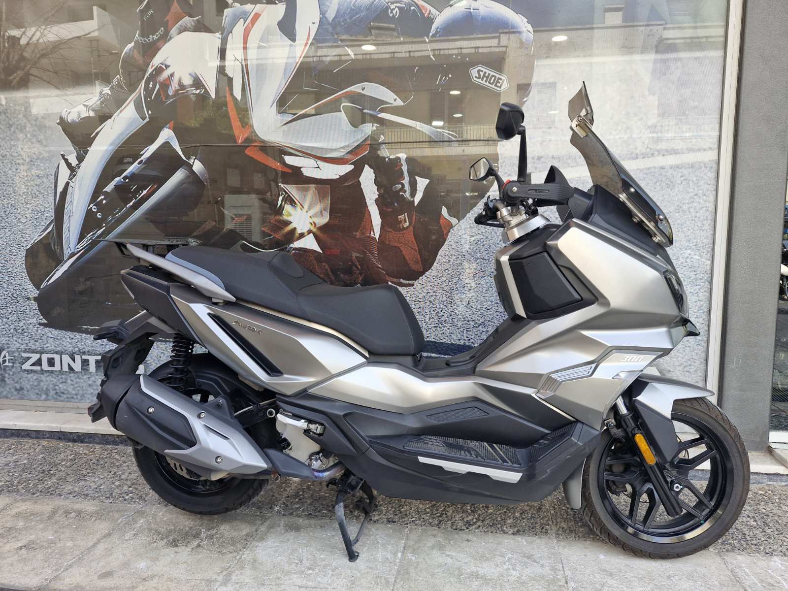 ADX 300   '25